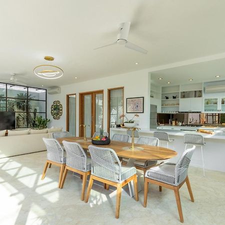 Villa Lumut 3 Bedrooms Central Seminyak Экстерьер фото