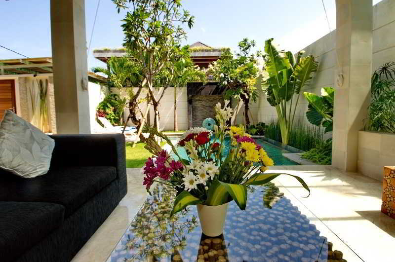 Villa Lumut 3 Bedrooms Central Seminyak Экстерьер фото