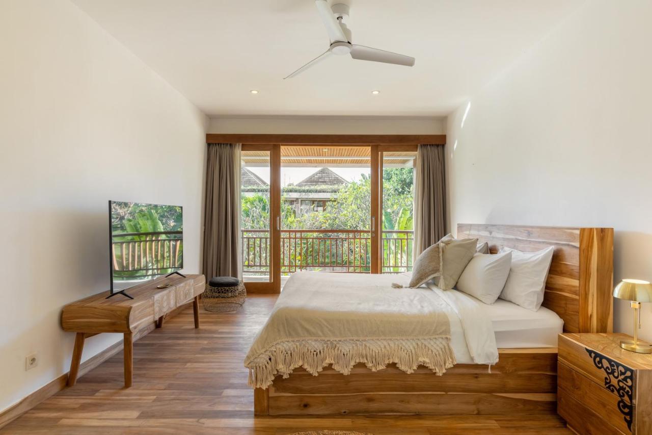 Villa Lumut 3 Bedrooms Central Seminyak Экстерьер фото
