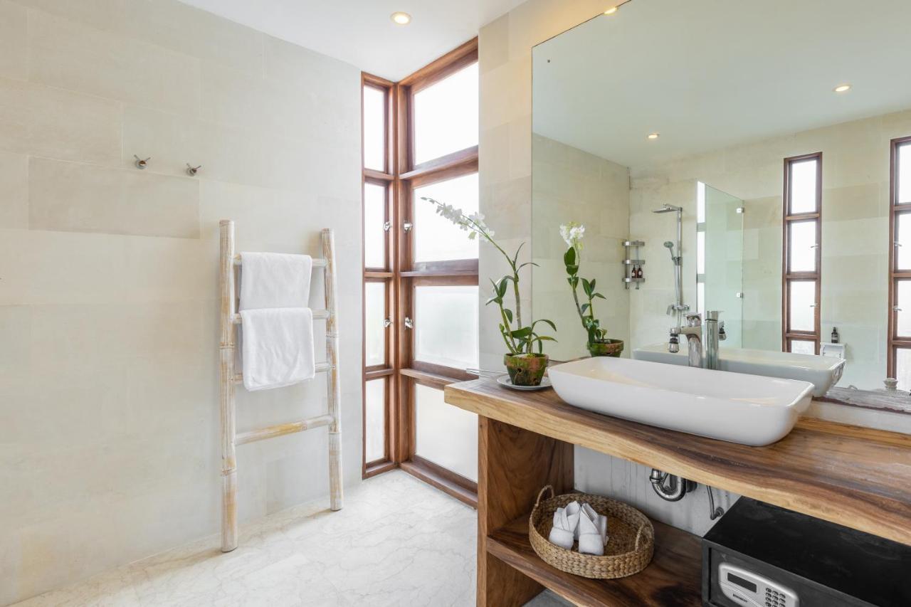 Villa Lumut 3 Bedrooms Central Seminyak Экстерьер фото