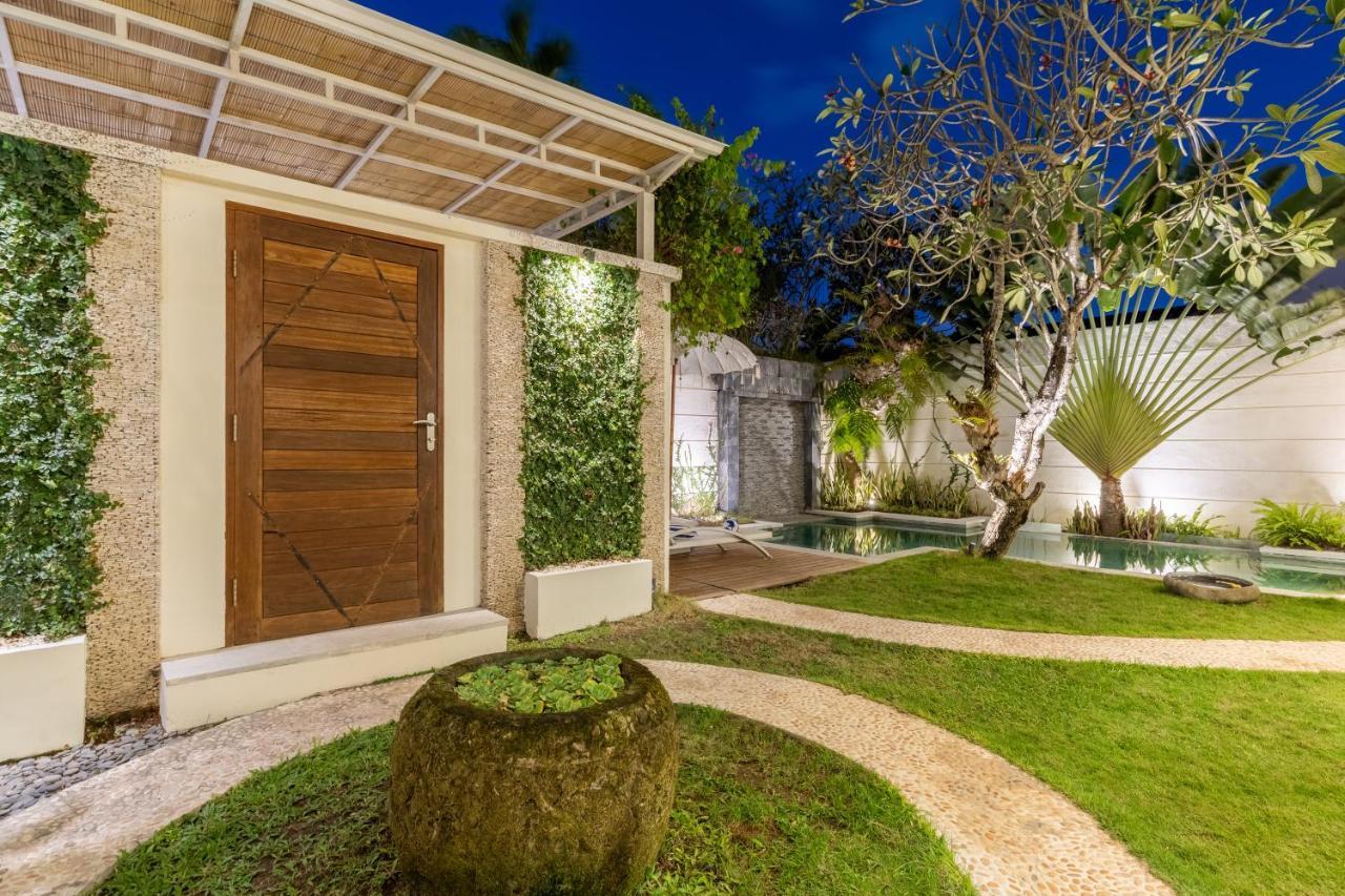Villa Lumut 3 Bedrooms Central Seminyak Экстерьер фото